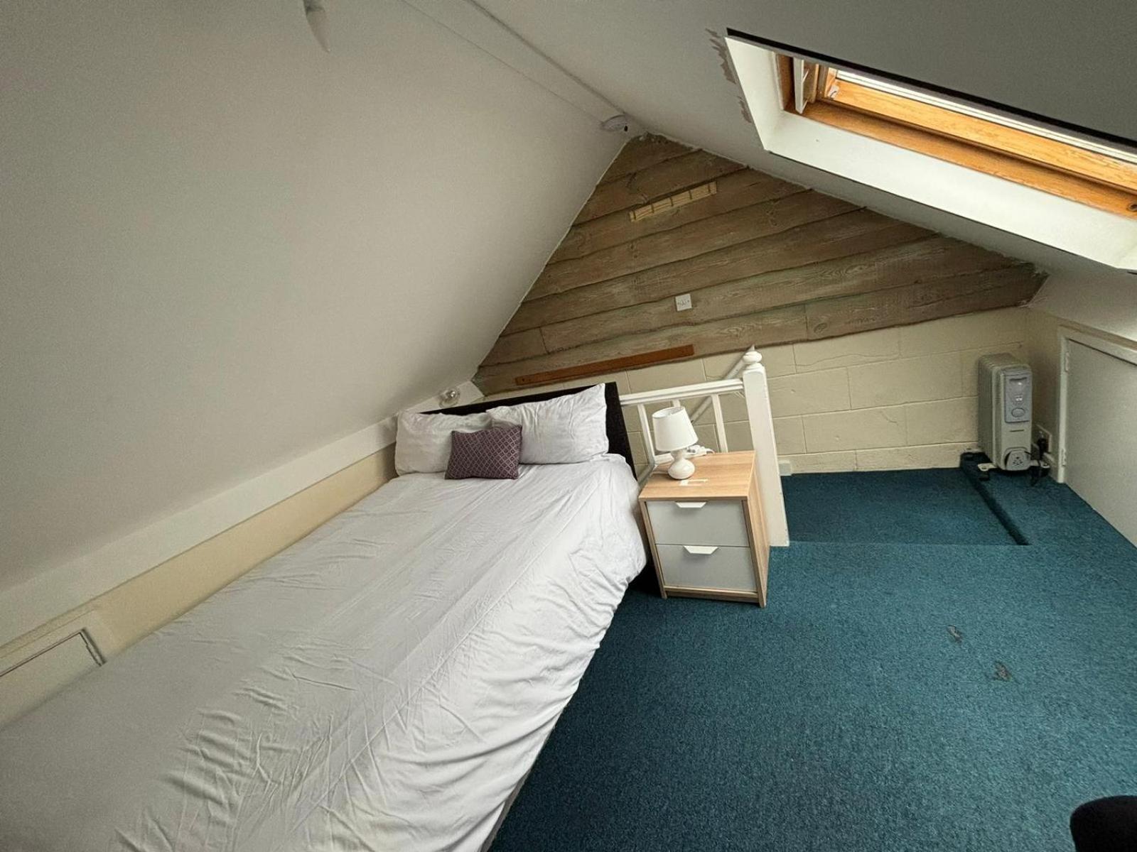 Shared House In Chakeshill Drive Hotel Bristol Luaran gambar